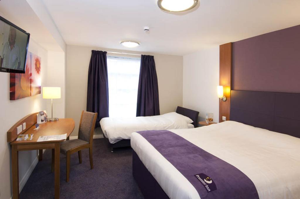 Comfort Inn Kensington Londra Cameră foto