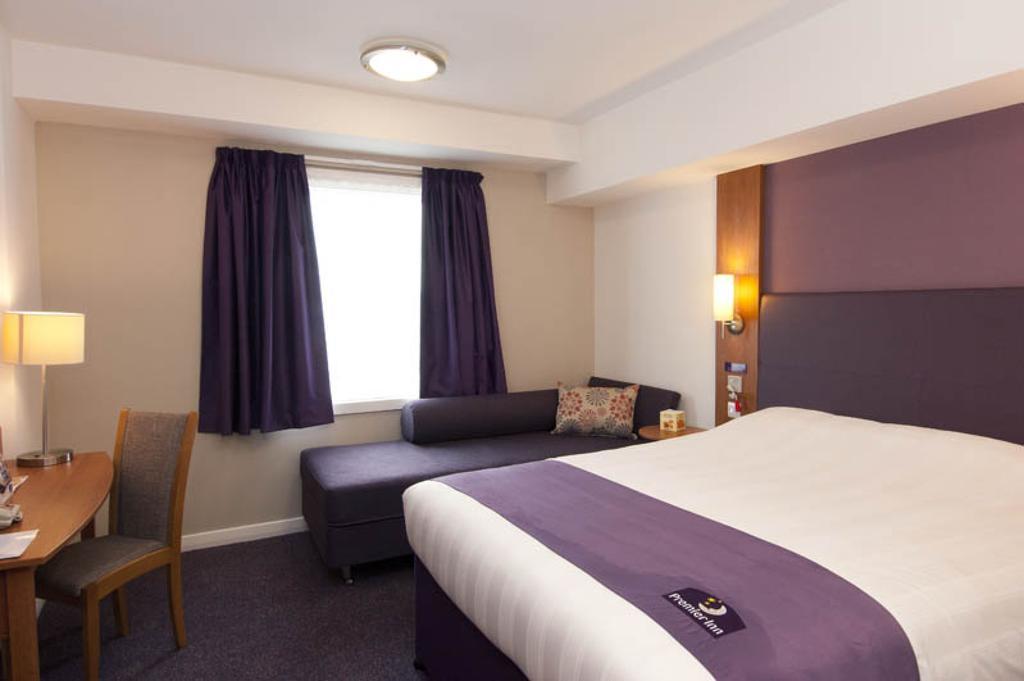 Comfort Inn Kensington Londra Cameră foto